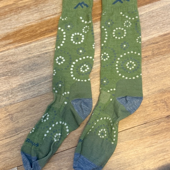 Darn Tough Socks- Women Size Medium - Picture 3 of 6